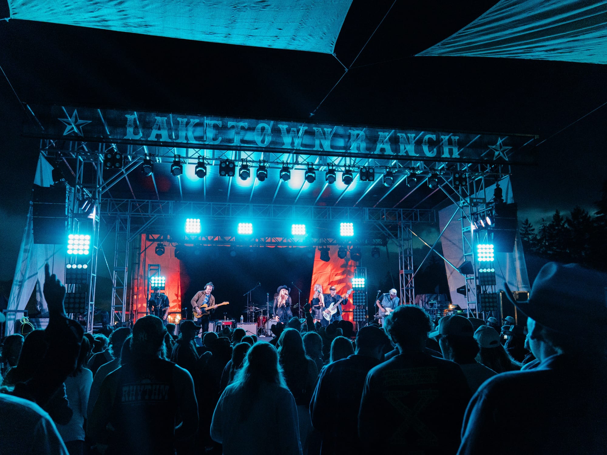 Laketown Ranch main stage